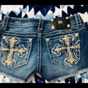 Miss me shorts size 24